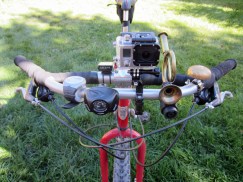 I had a little fun shooting the video of the Jones bike. There's plenty of room for gadgetry on that 66cm H-bar; I was going to add a flower vase, but ran out of hose clamps.