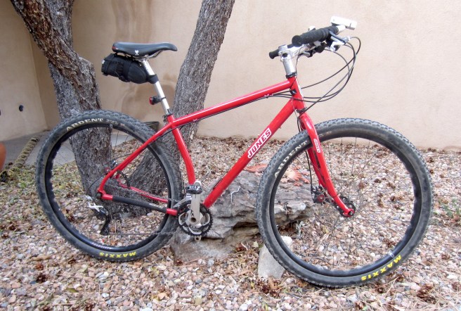 My rigid Jones 29er plays a lovely moonlight sonata.