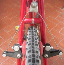 I forget how old these Spookys are ... probably nearly as old as the bike they now adorn.